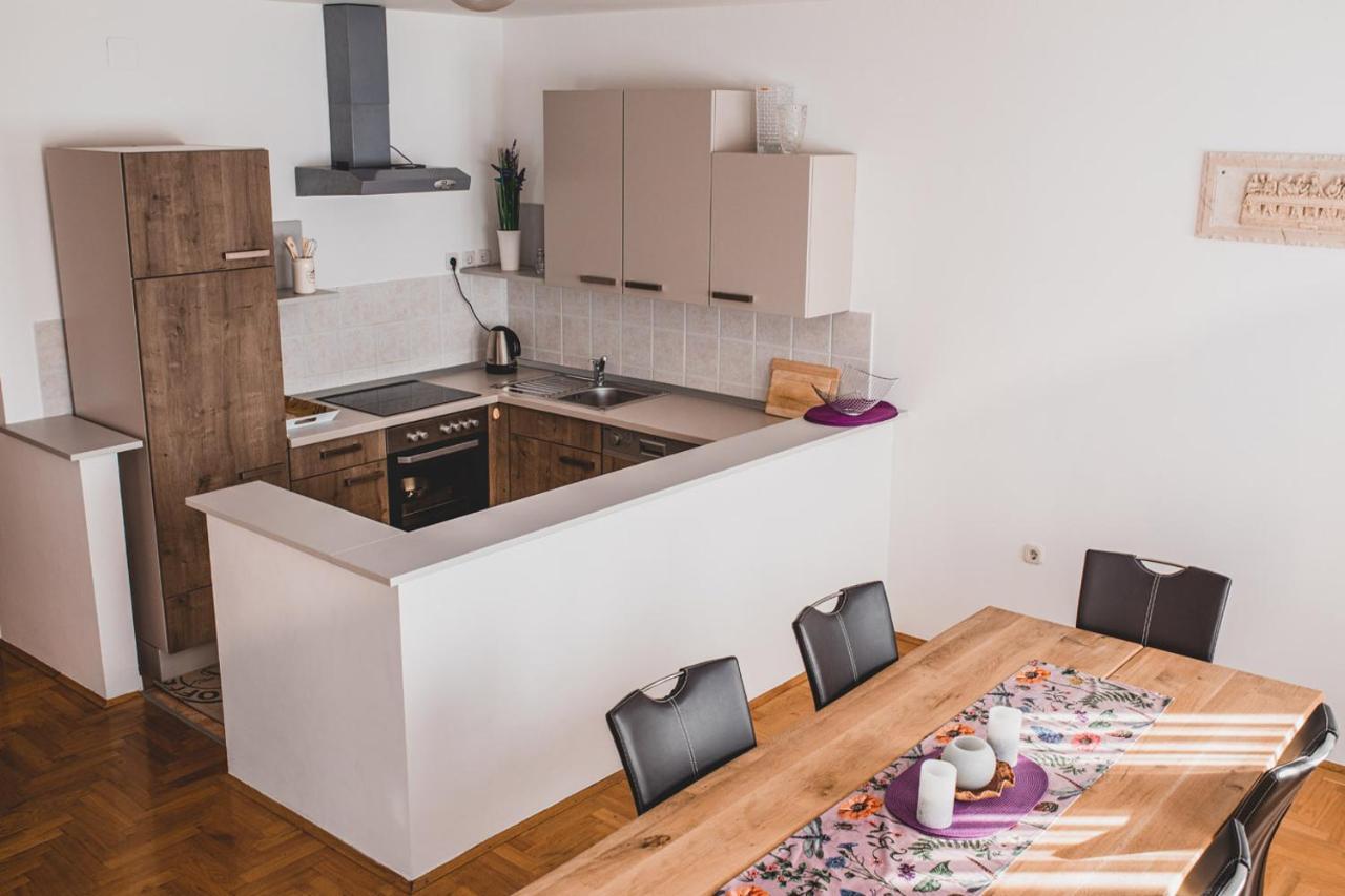 Helles 3 Schlafzimmer Apartment Zwischen Zagreb Zentrum & Natur Exteriör bild