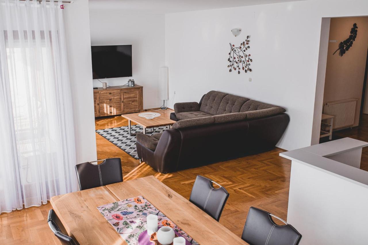 Helles 3 Schlafzimmer Apartment Zwischen Zagreb Zentrum & Natur Exteriör bild