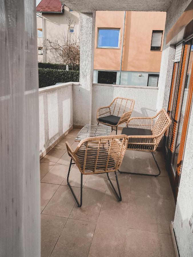 Helles 3 Schlafzimmer Apartment Zwischen Zagreb Zentrum & Natur Exteriör bild